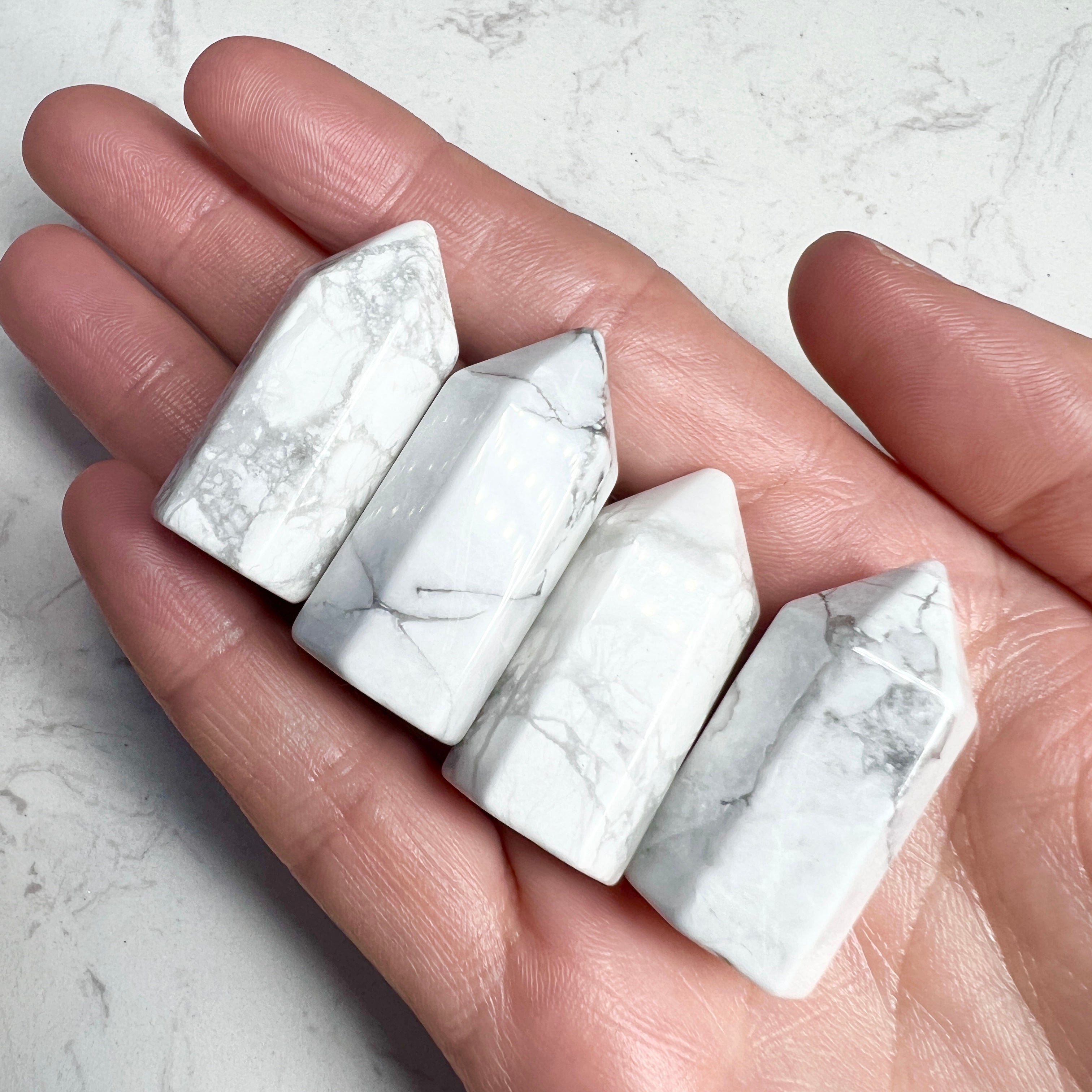 Howlite Mini Point